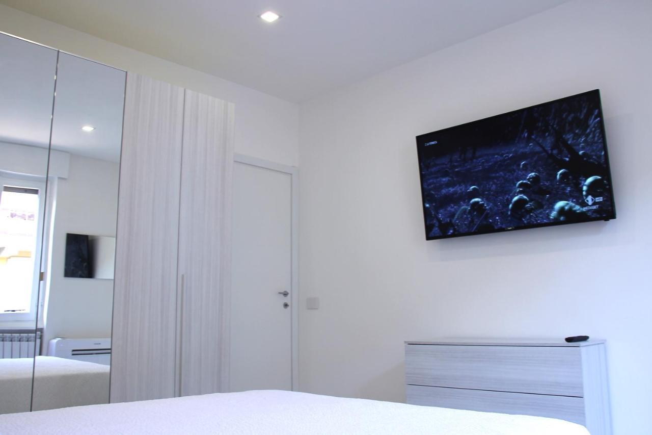 Dreamich - Scavi Romani Apartment Desenzano del Garda Bagian luar foto